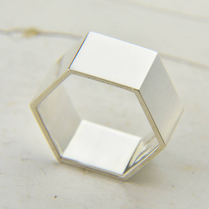 e.m リング 8QLkRGXG.jpg